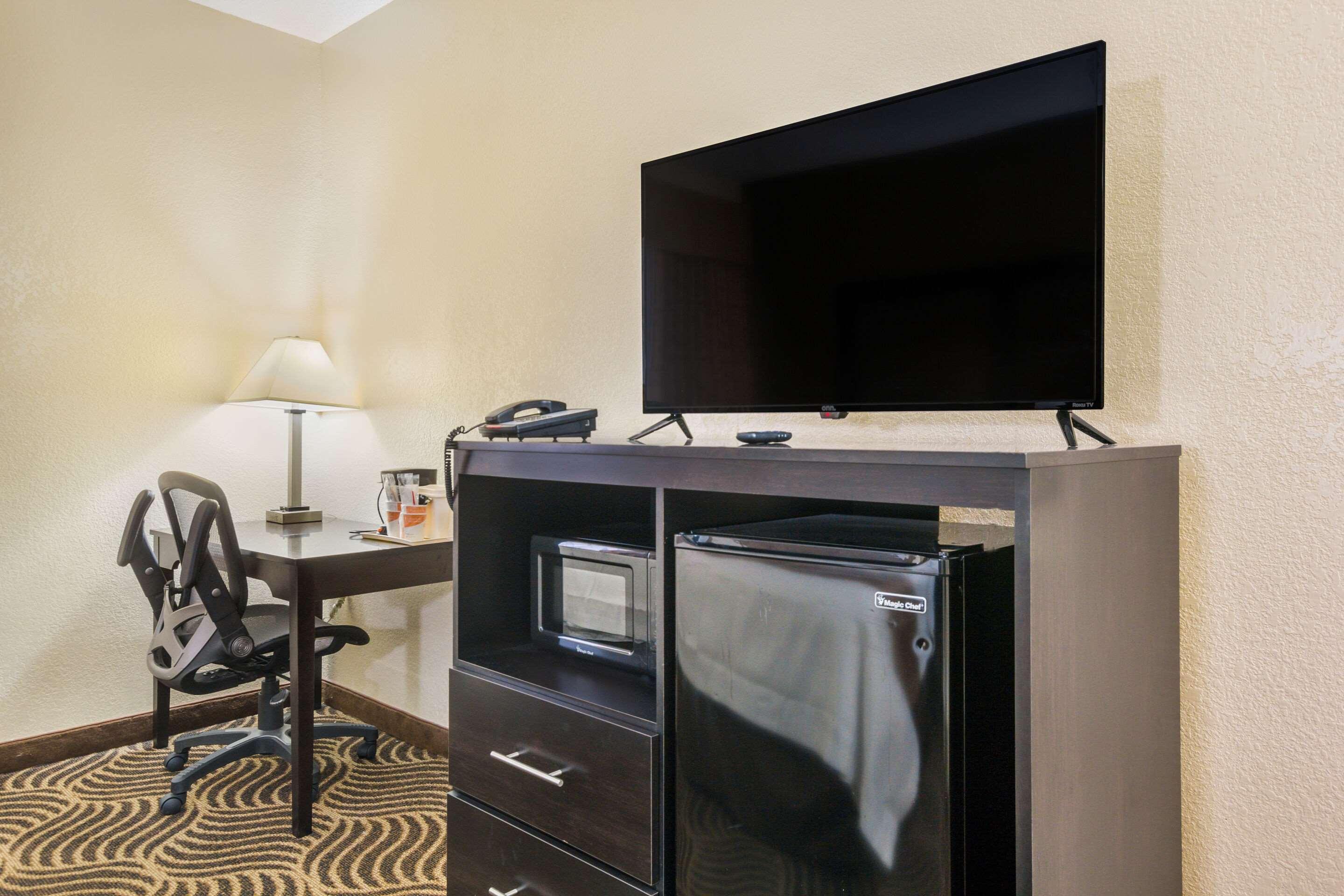 Quality Inn & Suites Florence - Cincinnati South Eksteriør billede