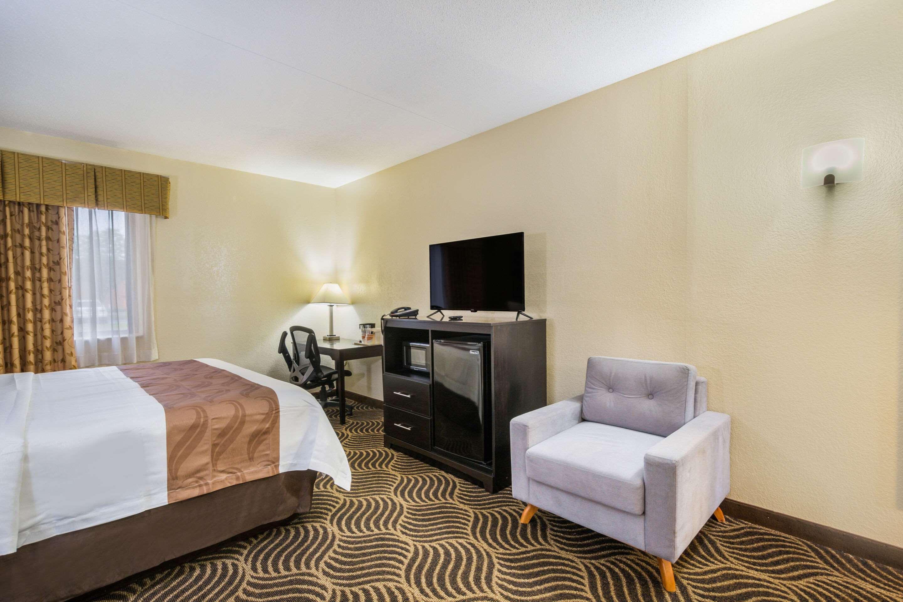 Quality Inn & Suites Florence - Cincinnati South Eksteriør billede
