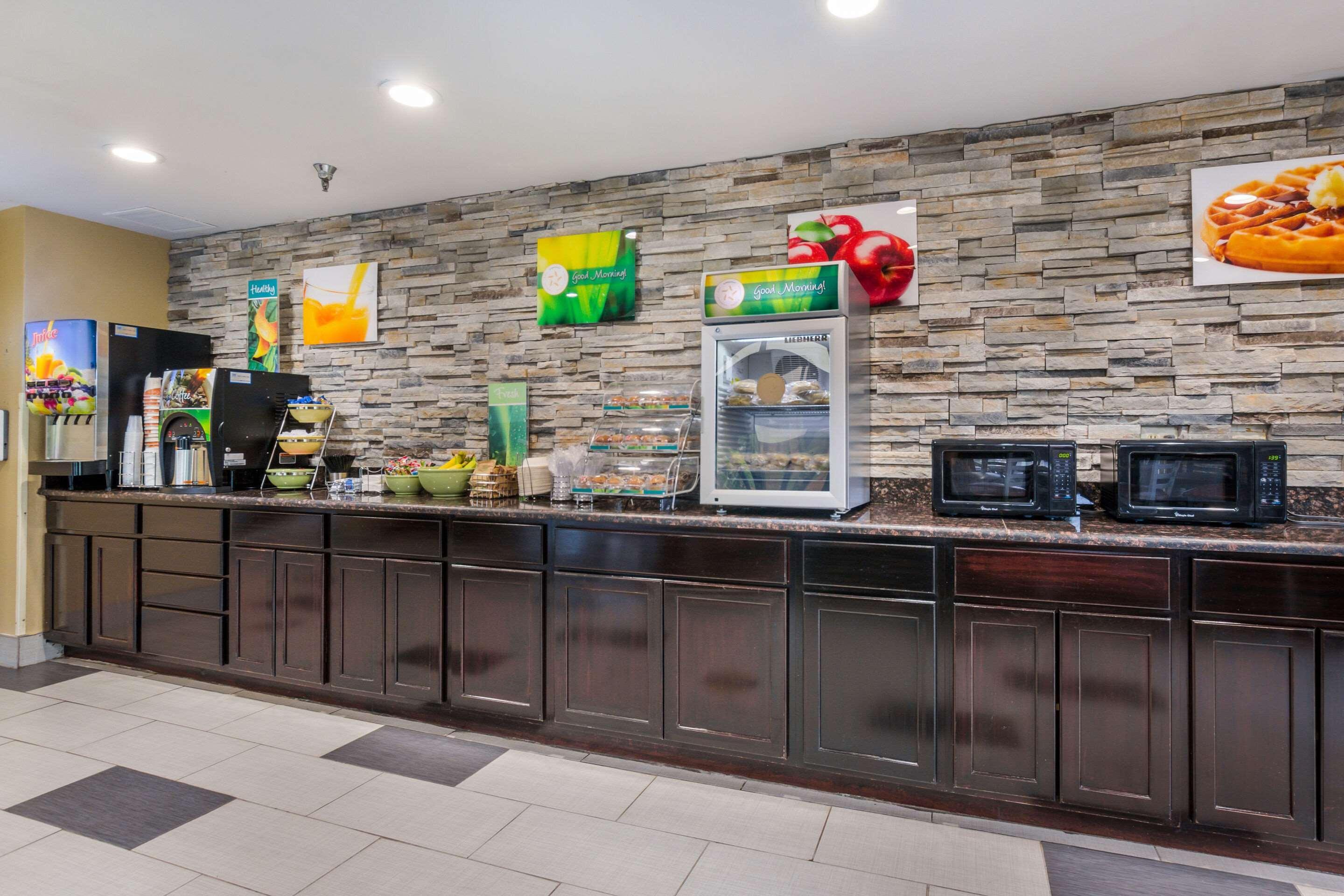 Quality Inn & Suites Florence - Cincinnati South Eksteriør billede