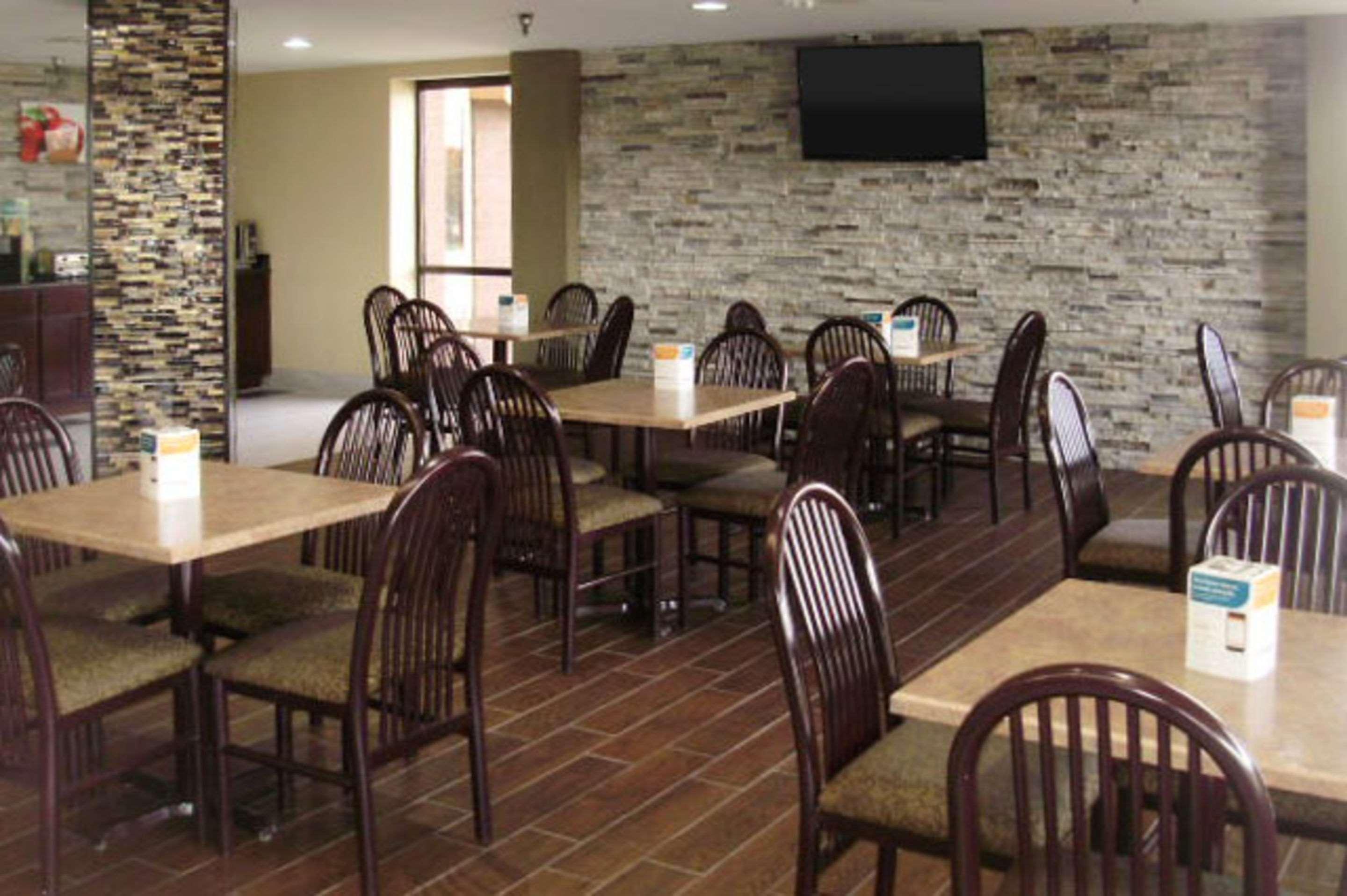 Quality Inn & Suites Florence - Cincinnati South Eksteriør billede